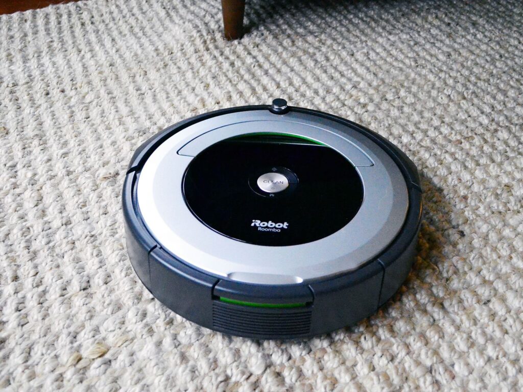 Got a Roomba? Clean these filthy components right now FEB122021roomba-fermar-maintenance-phoenix-arizona-cleaning-products-cleaning-supplies