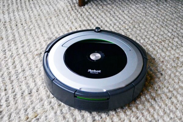 FEB122021roomba-fermar-maintenance-phoenix-arizona-cleaning-products-cleaning-supplies